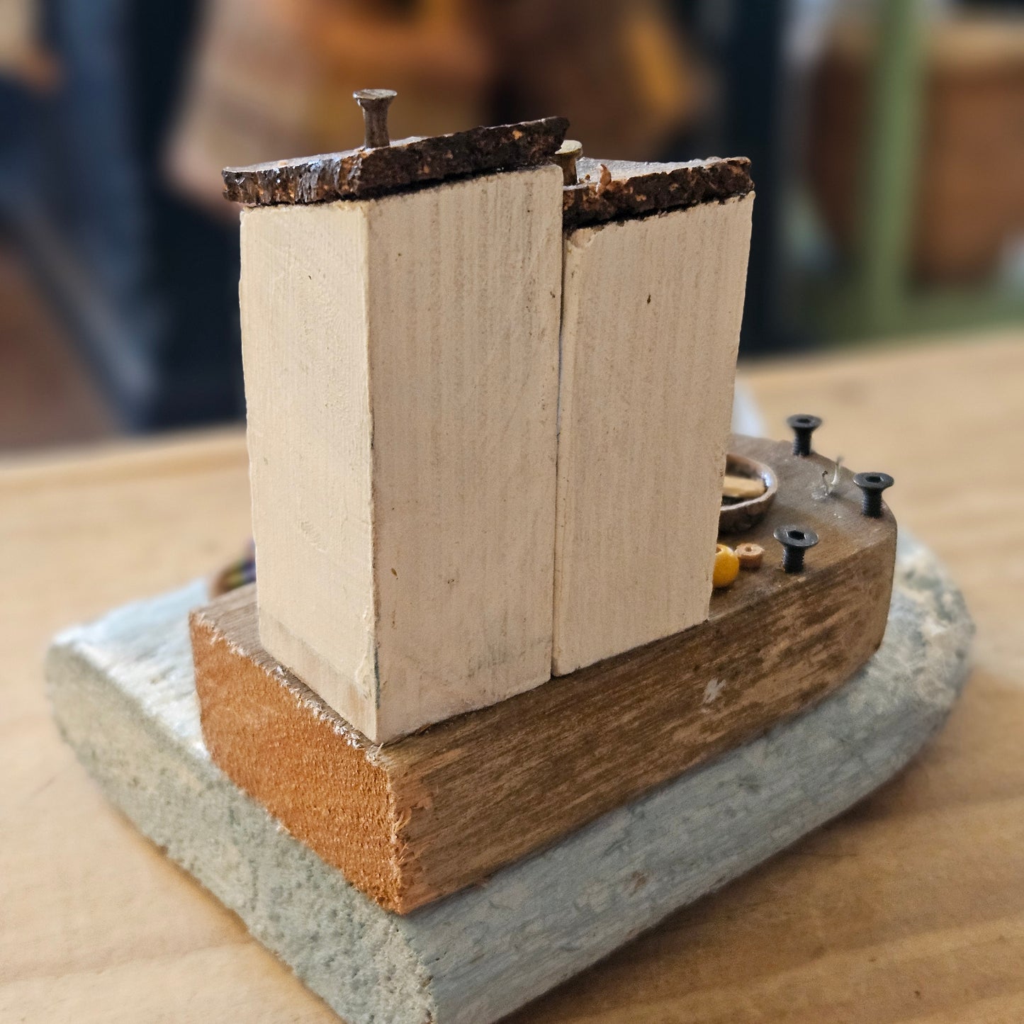 'Ansum Driftwood House