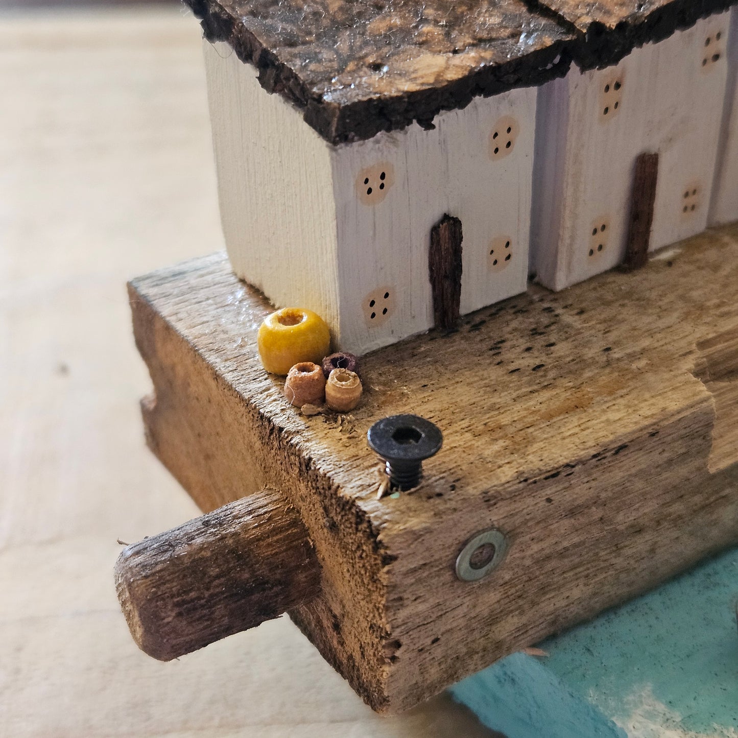 Black & Gold Driftwood House