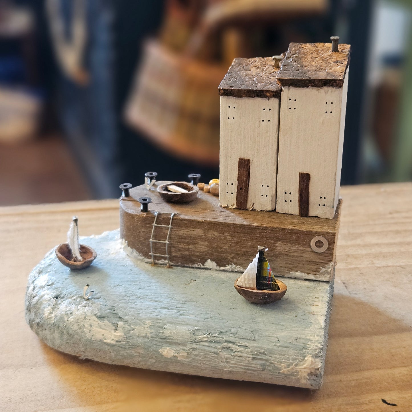 'Ansum Driftwood House