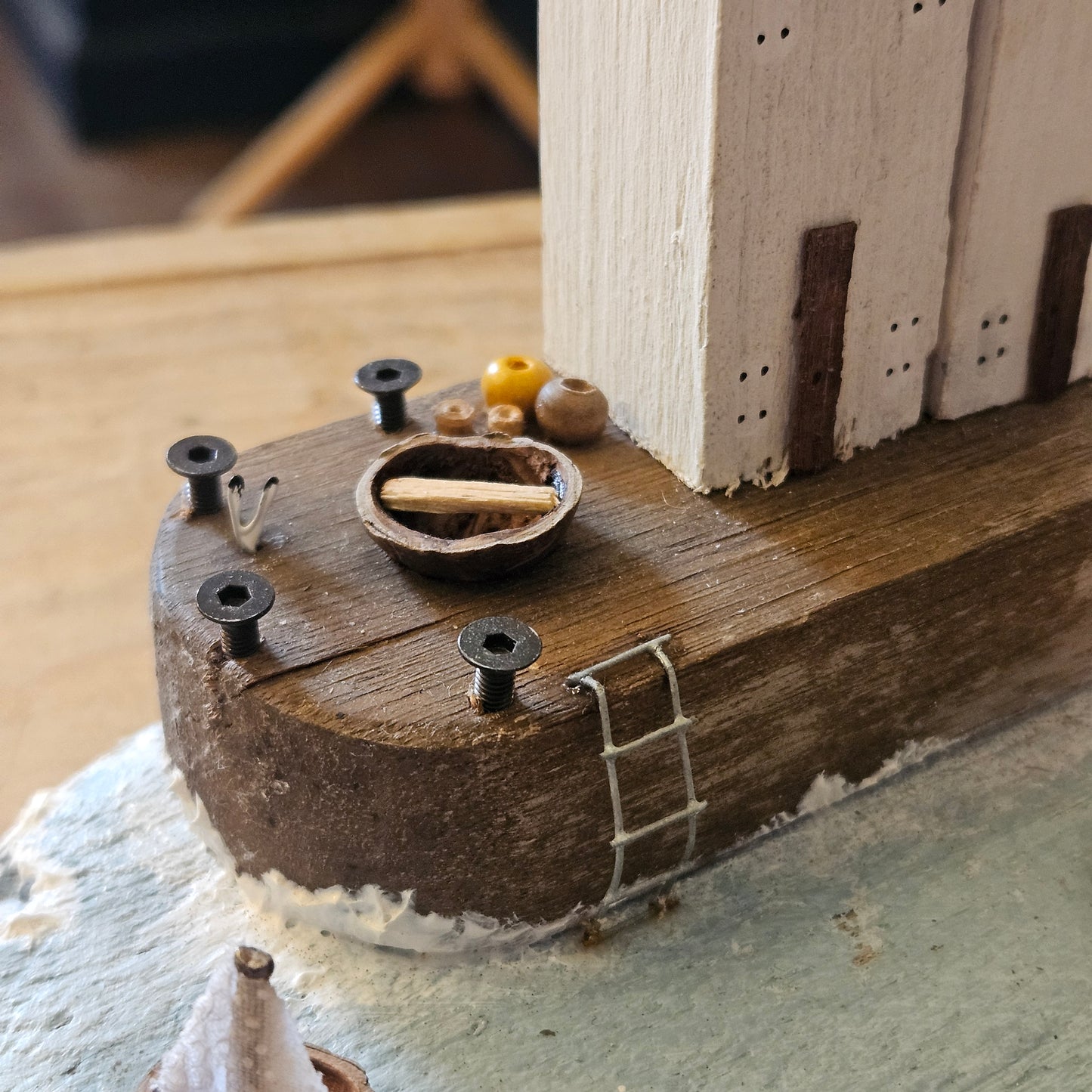 'Ansum Driftwood House
